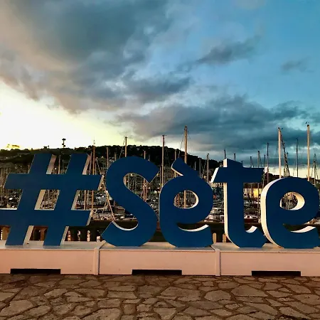 アパート Appartquaisete Et Garage *