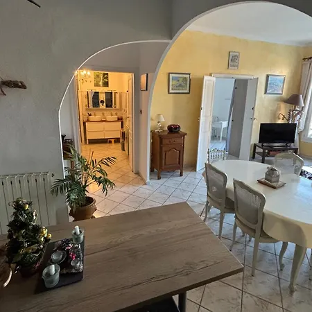 Appartquaisete Et Garage Apartamento Sète