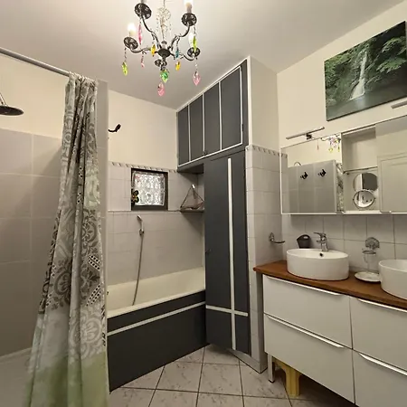 Appartquaisete Et Garage Apartamento