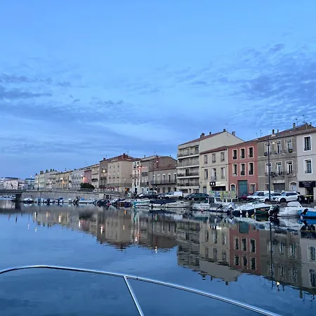 Appartquaisete Et Garage Appartamento Sète